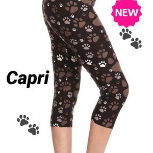 NEW Womens Capri Dog Paw Leggings (mommy and me leggings)